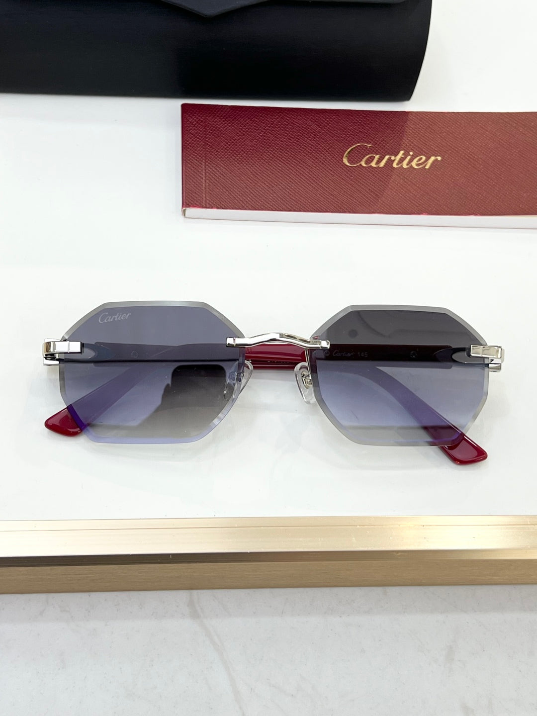 Cartie*MODEL:CT0439S SUN GLASS IN STOCK
