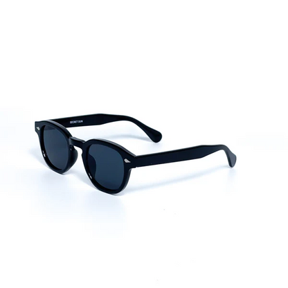 CLASSIC BLACK