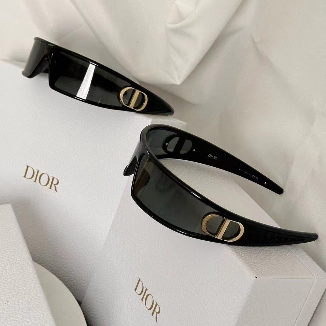 VERY MIU DIOR IN STOCK