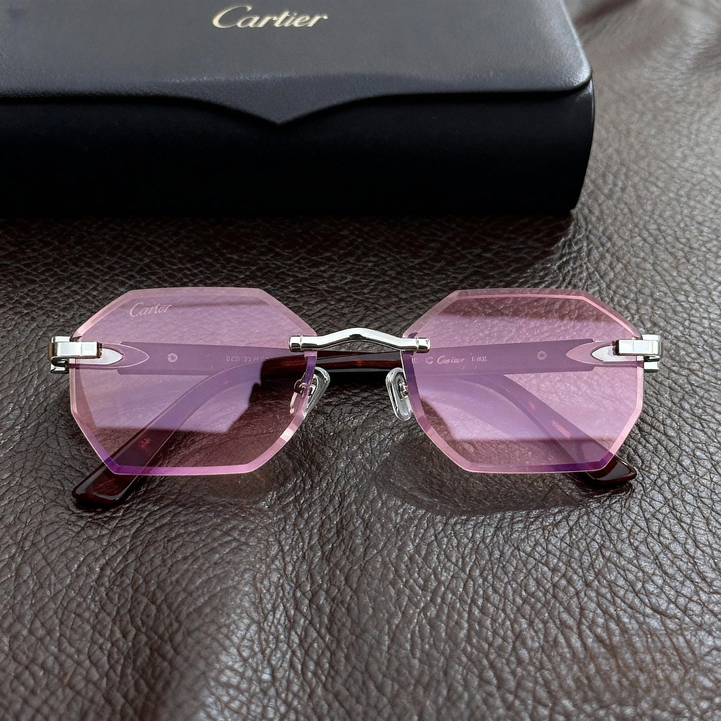 Women Sunglasses with Elongated C Cartier motif