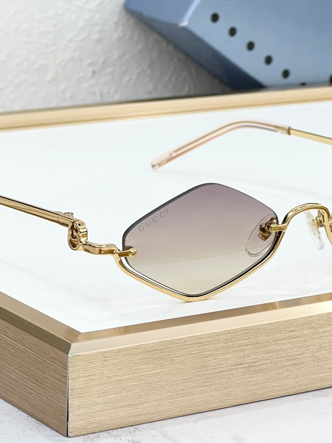 GUCC* MODEL：GG1604S SUN GLASS IN STOCK