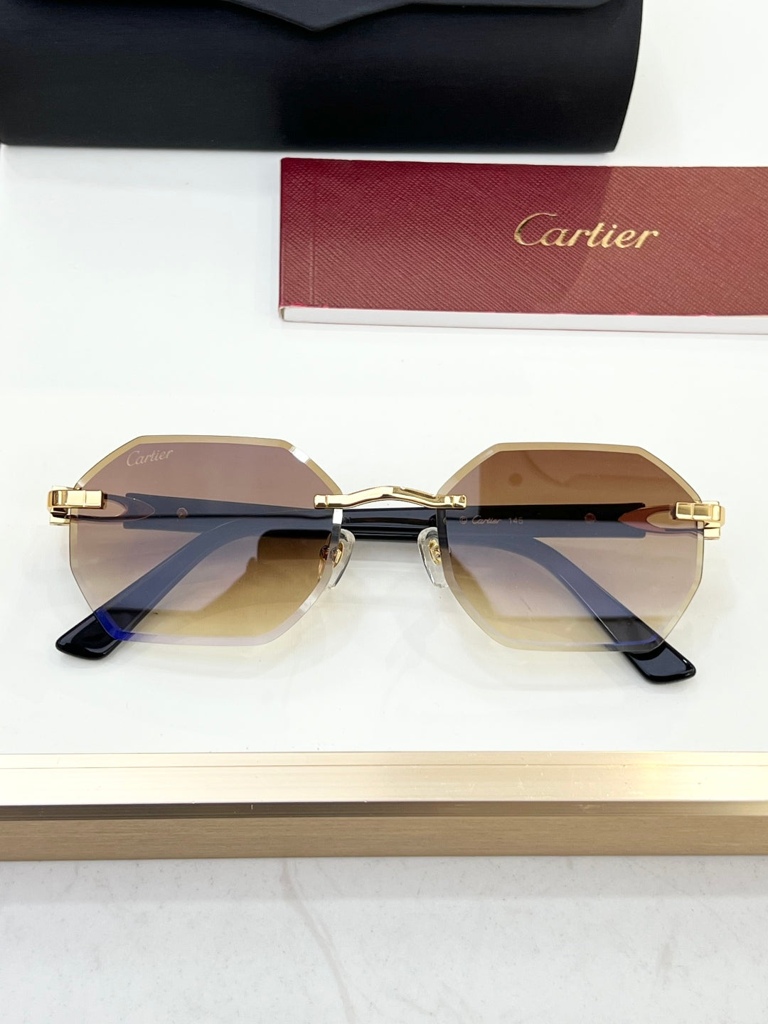 Cartie*MODEL:CT0439S SUN GLASS IN STOCK