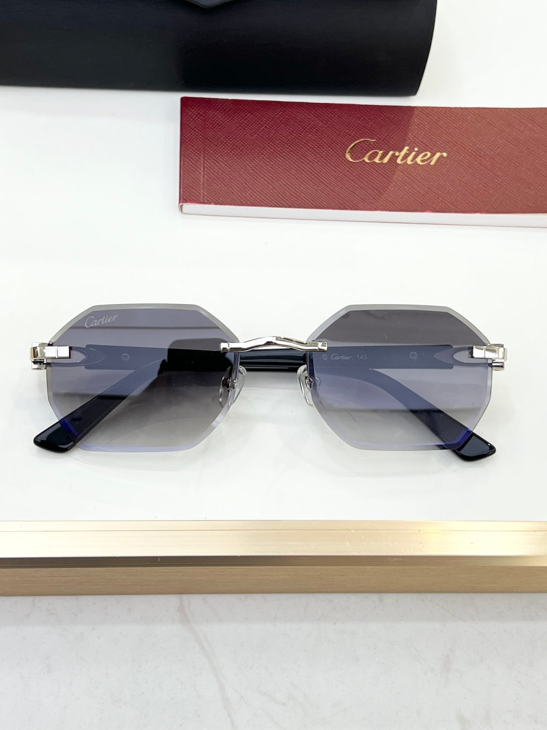 Cartie*MODEL:CT0439S SUN GLASS IN STOCK